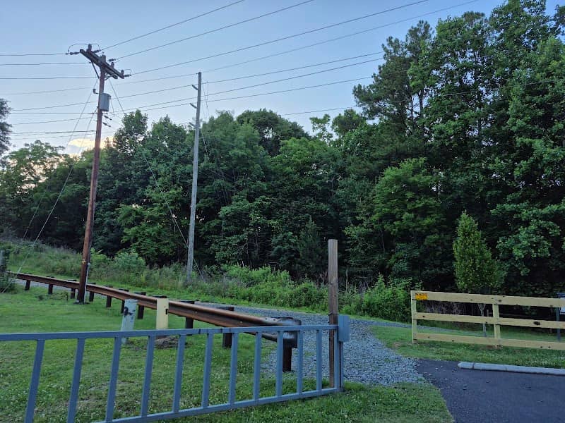 Mountain Island Park Access - Image 1