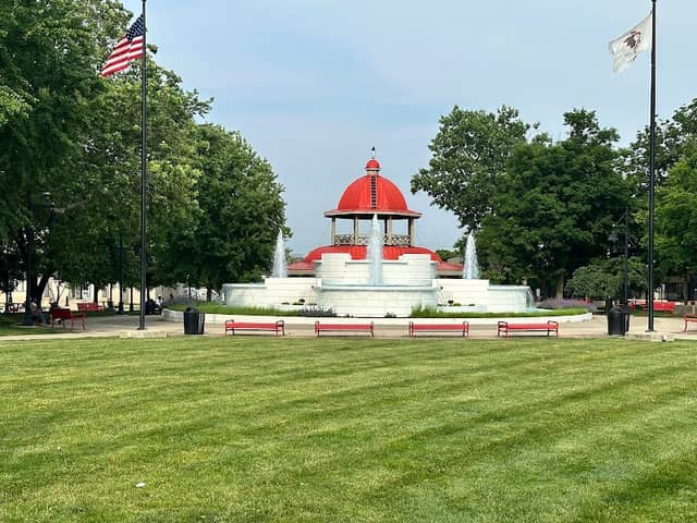 Decatur IL Central Park - Image 1