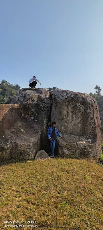 56 Talaab Rock memorial - Image 1