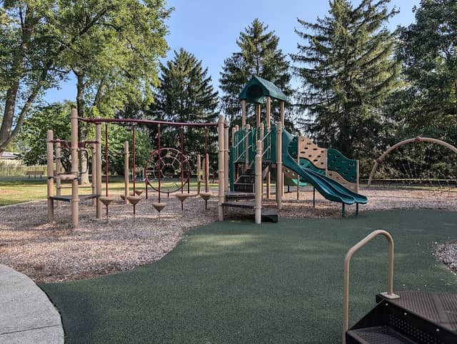 Greenview Park - Image 2