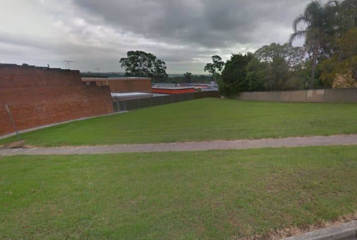 St Elmo Park - Image 1