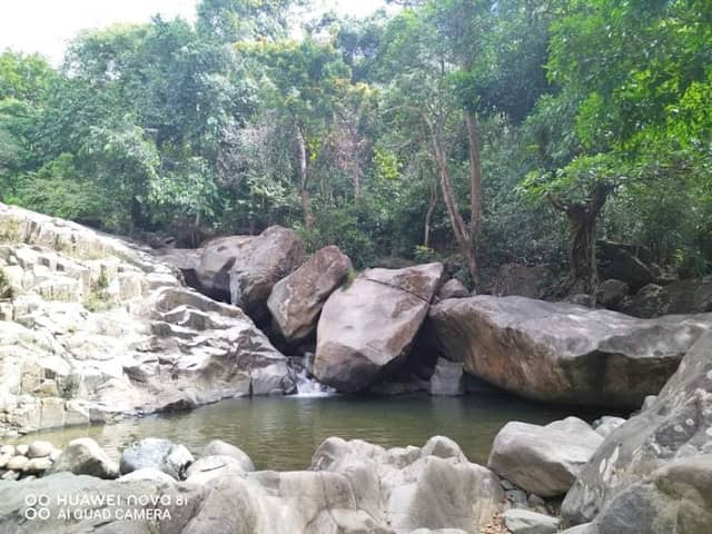 Balon Falls - Image 1