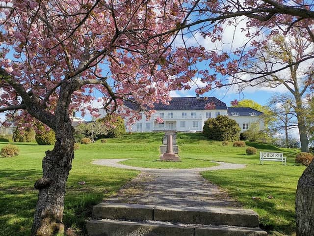 Rød Manor House - Image 1