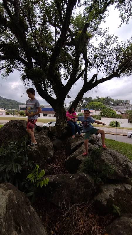 Monumento das Pedras do Terminal Rodoviário - Image 1