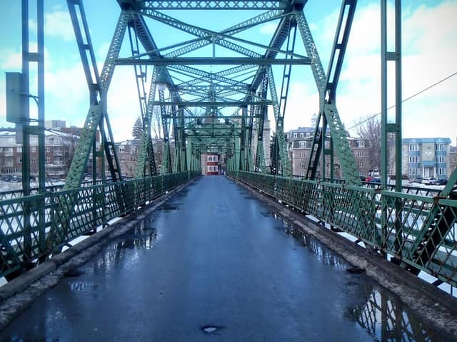 Parc Saint-Louis - Image 2