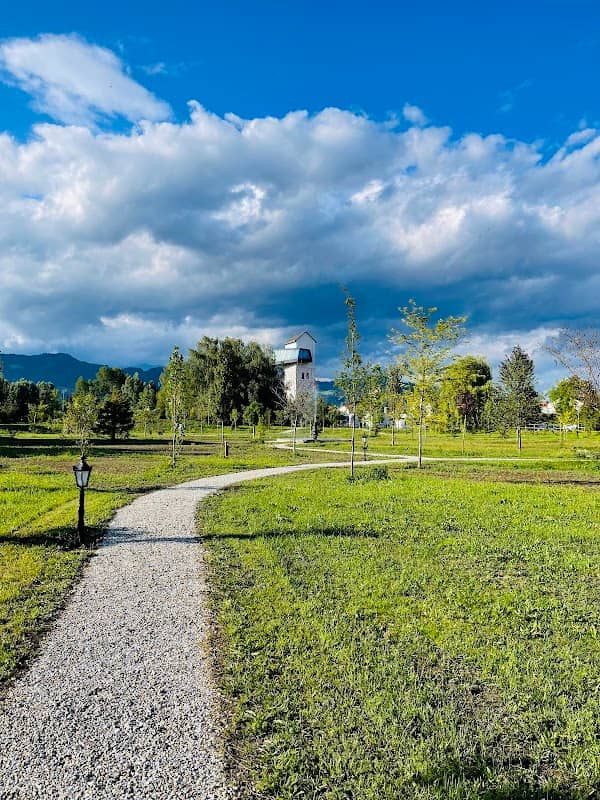 Arboretum - Image 1