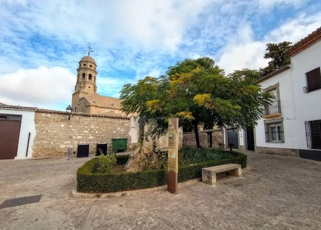 Plaza del Arcediano - Image 1