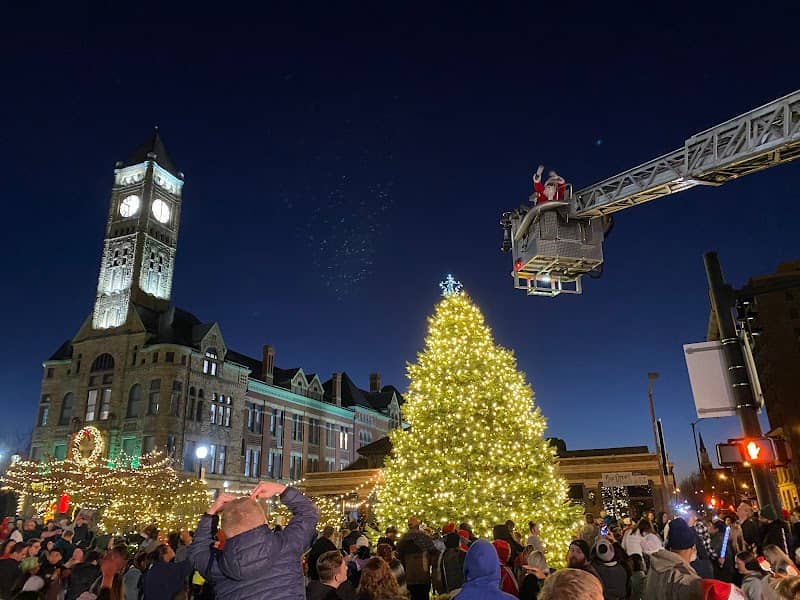 Springfield City Christmas Tree - Image 2