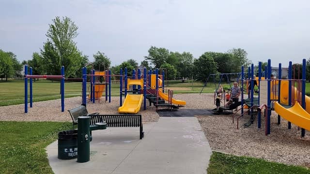Fox Trail Park - Image 1