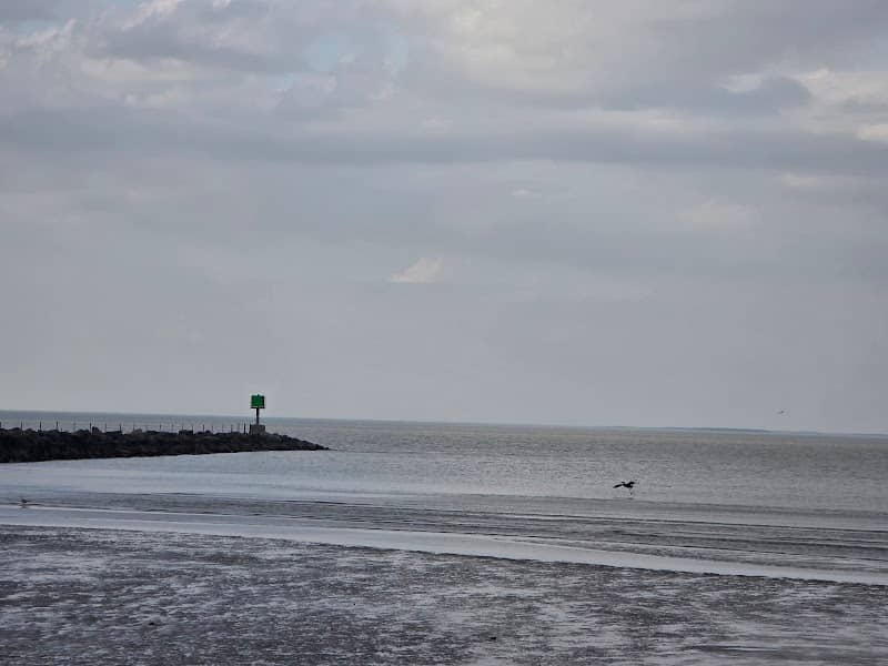Jefferson Street Pier - Image 2