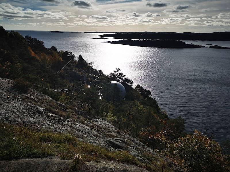 Bunker - Image 1