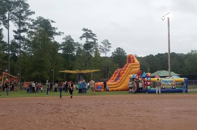 Hokes Bluff Park - Image 1