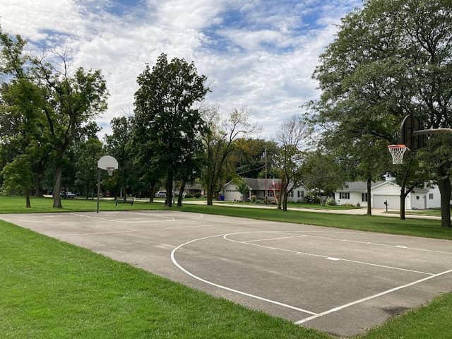 Summit Park - Image 2