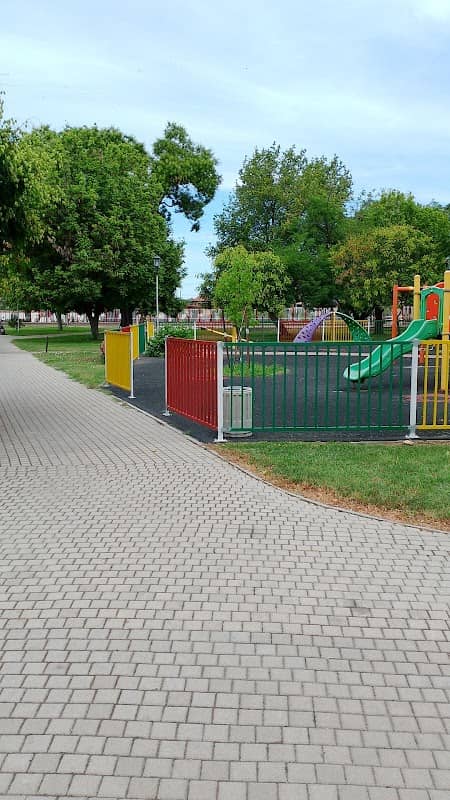Park - Image 1