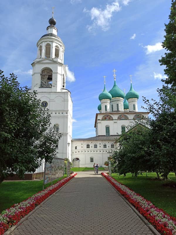 Svyato-Vvedenskiy Tolgskiy Zhenskiy Monastyr' - Image 1