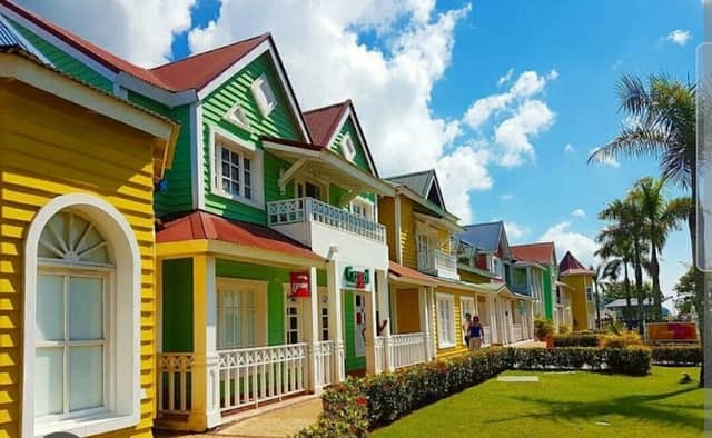 Las Casitas de Colores - Image 1