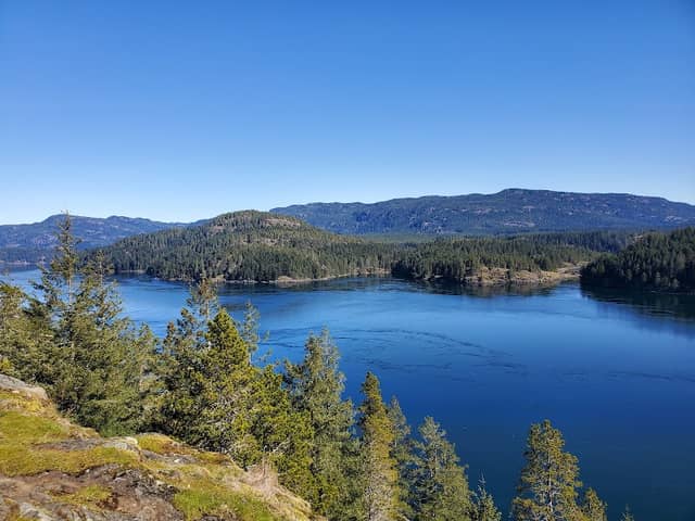 Ripple Cove - Image 1