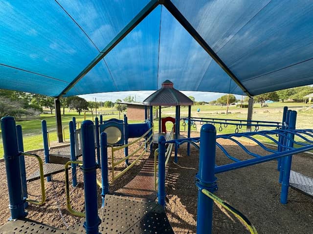 North Pointe Park - Image 1