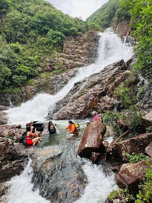 Ming Yau Waterfall - Image 1