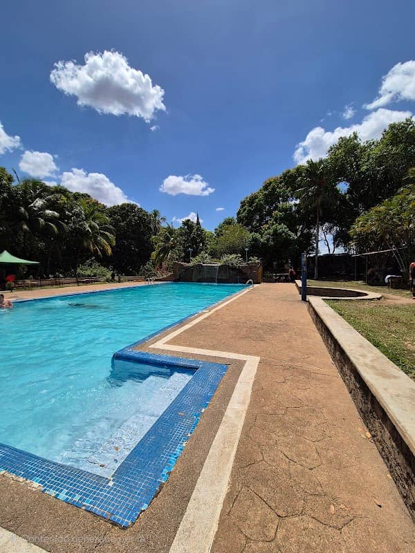 Piscina los guayabitos - Image 1