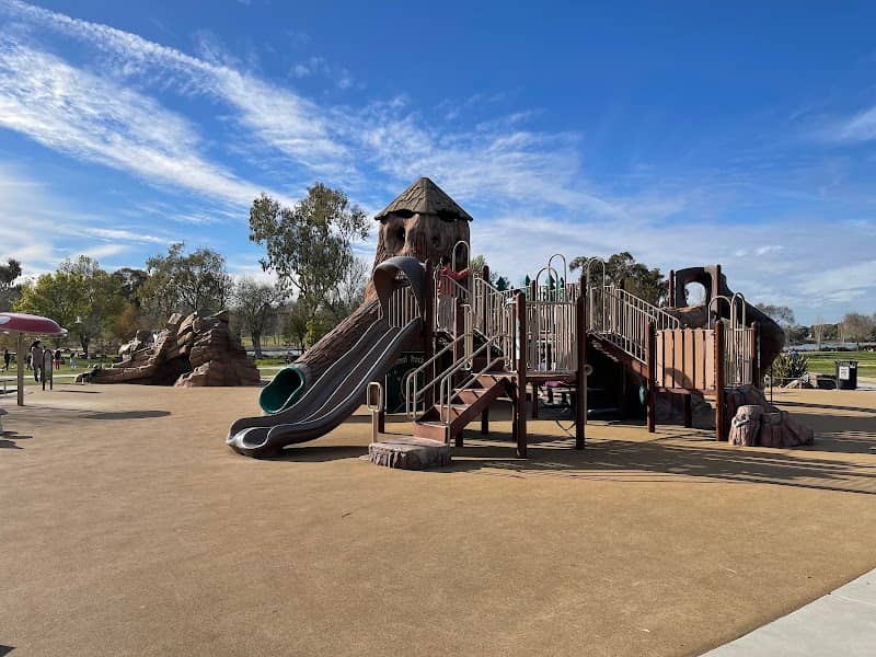 Sabercat Play Area Central Park - Image 1