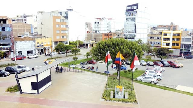 Plaza 6 September - Image 2