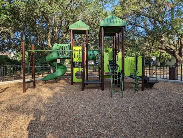 Lonnie Green Park - Image 1
