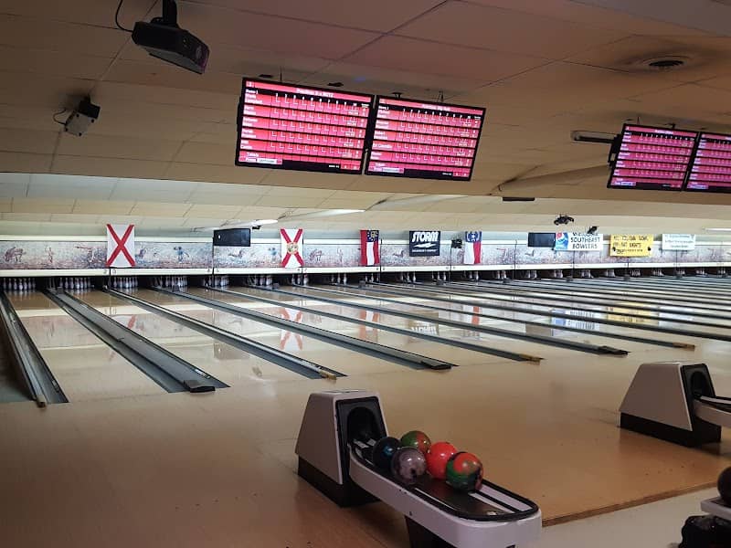 Northside Lanes - Image 1