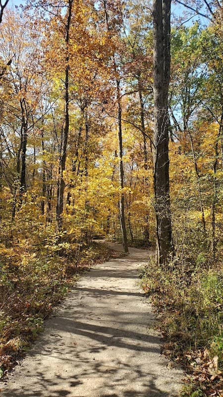 Franklin Woods Nature Center Pavilion - Image 2