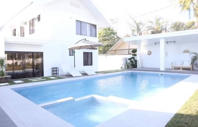 Casa Honeros - Image 1