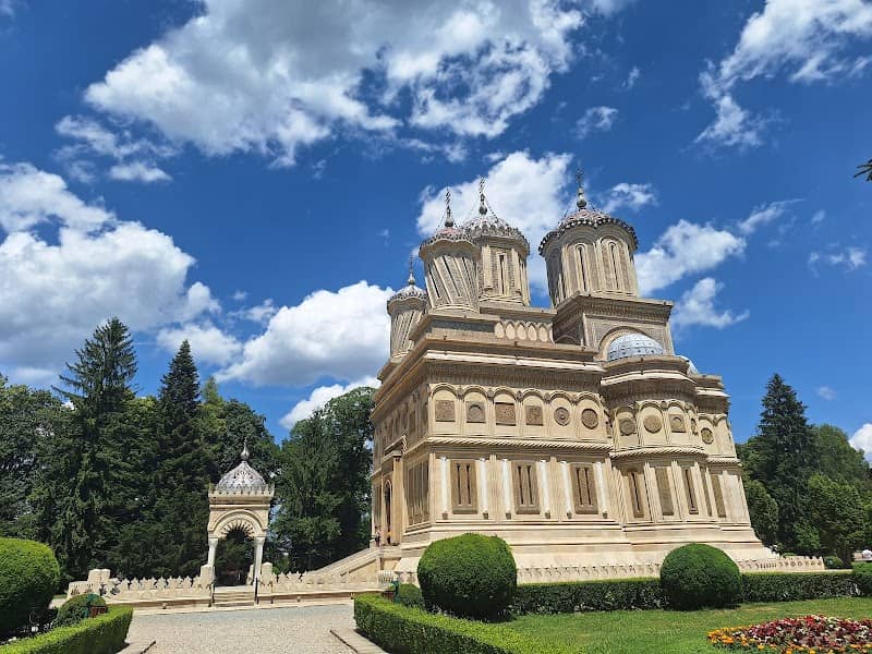 Curtea de Argeș Monastery - Image 1