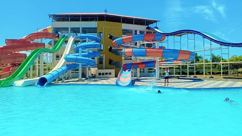 The Holiday Water Resort - Image 1