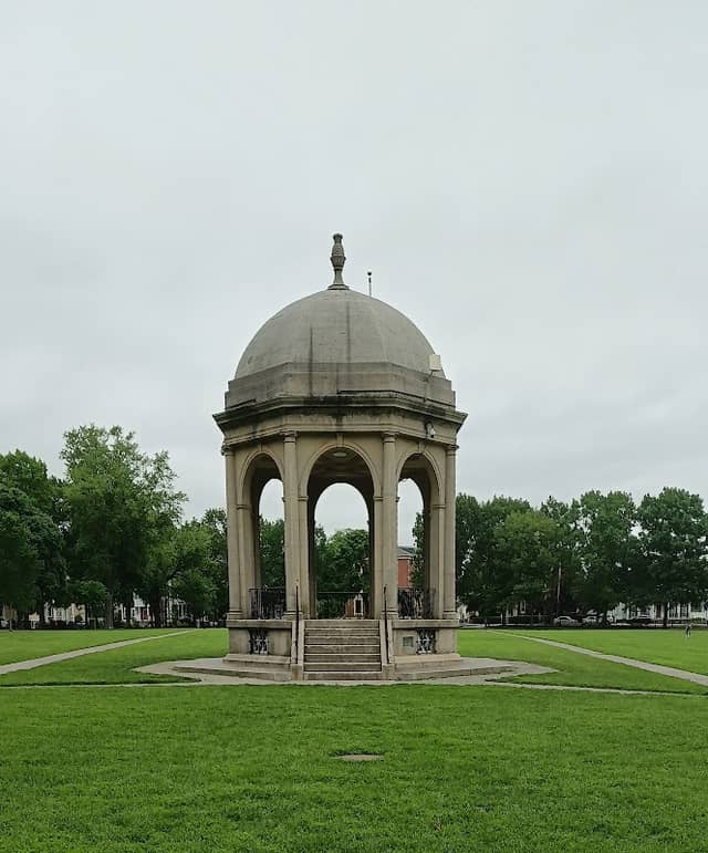 Salem Common - Image 1