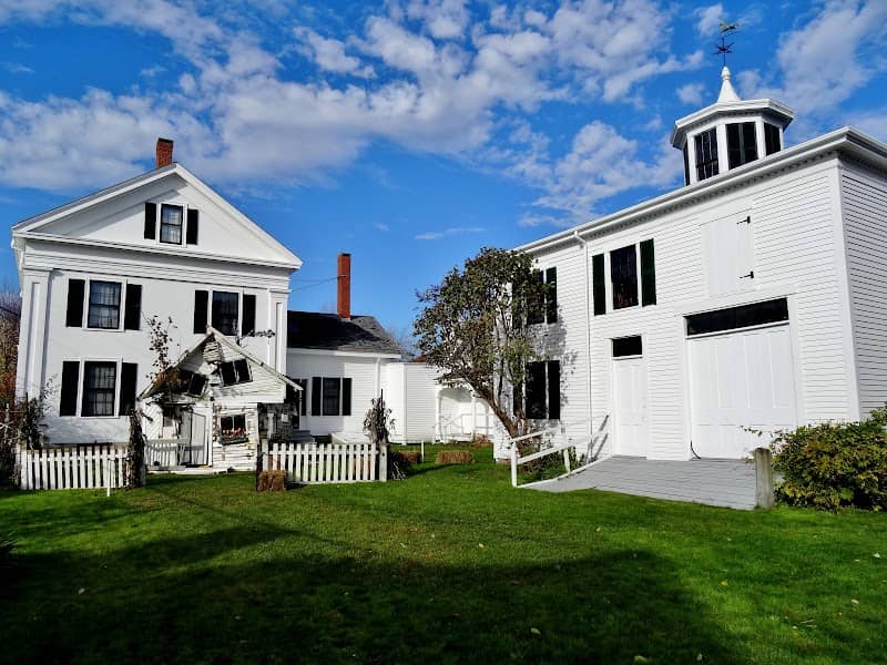 Farnsworth Homestead - Image 1