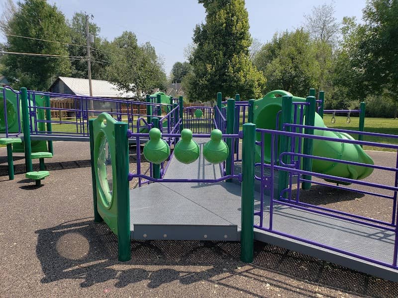 Salem Park - Image 1