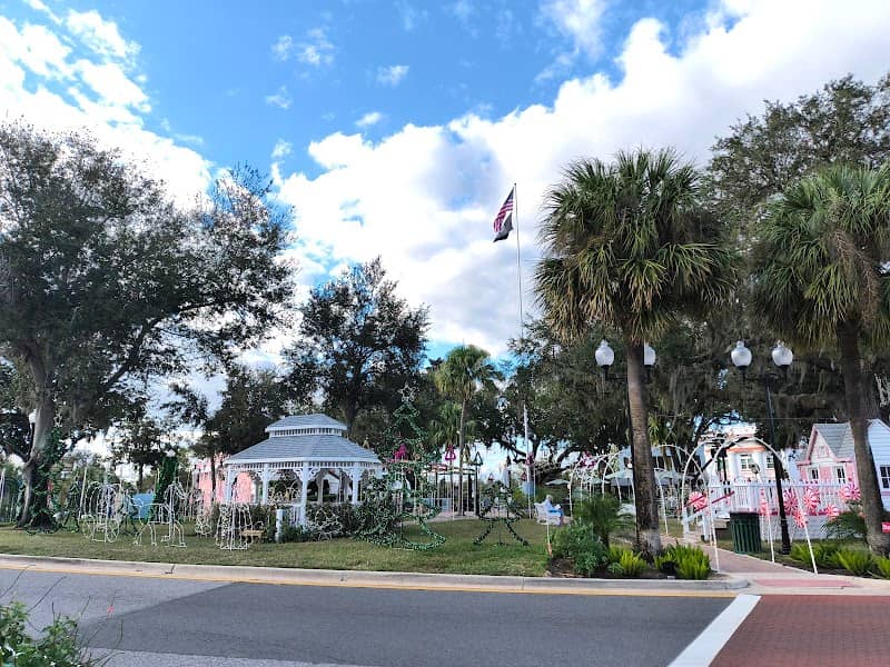 Sebring Downtown Historic District - Image 1