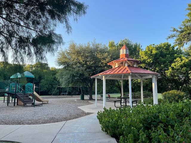 Suncreek Park - Image 1