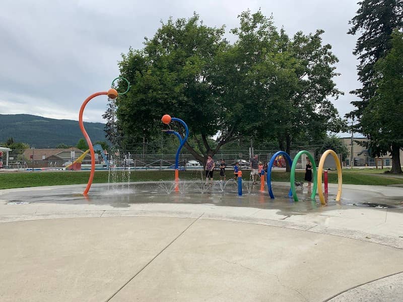 Oval Park - Image 2