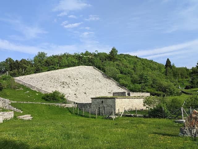 Parco per la Pace Trincee Est - Image 1