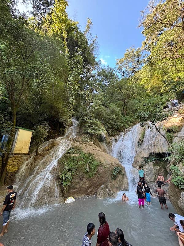 Neer Waterfall - Image 2