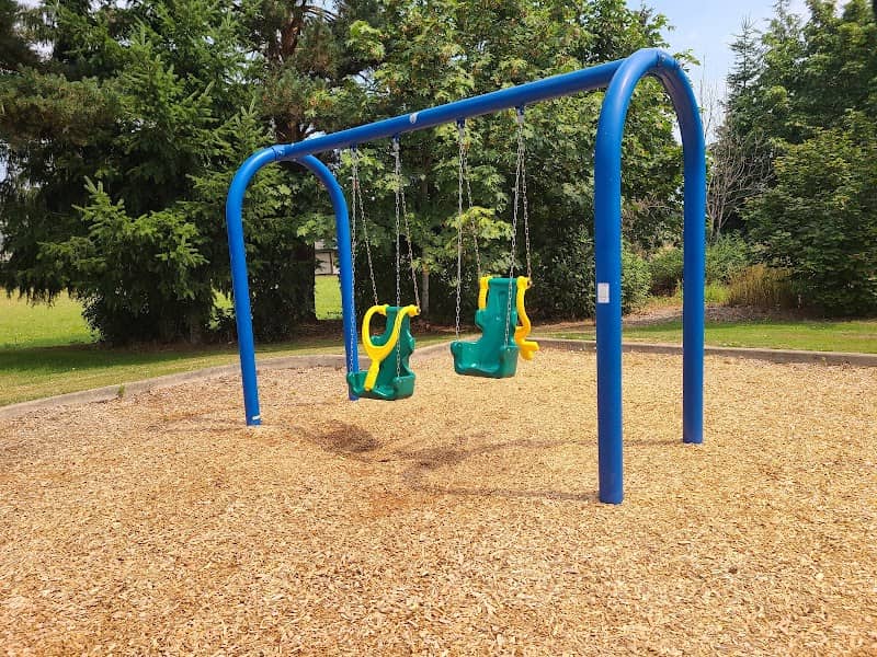Lincoln Park - Image 3
