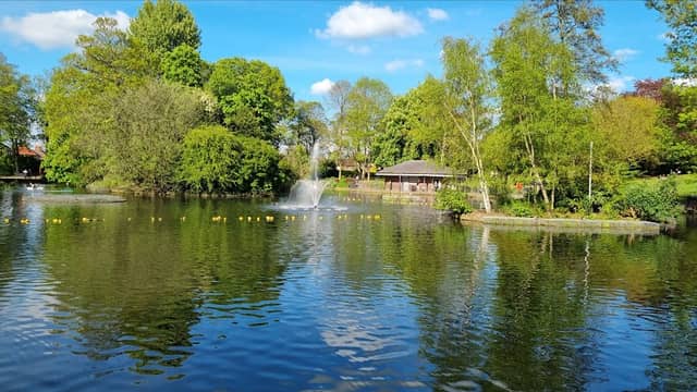 Arnot Hill Park - Image 3
