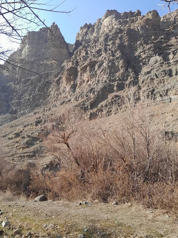 Shor -shor-e band waterfall - Image 2