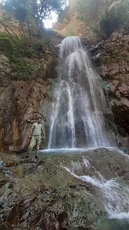 Shor -shor-e band waterfall - Image 1
