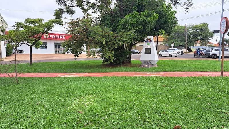 Praça dos Corretores de Imóveis - Image 1