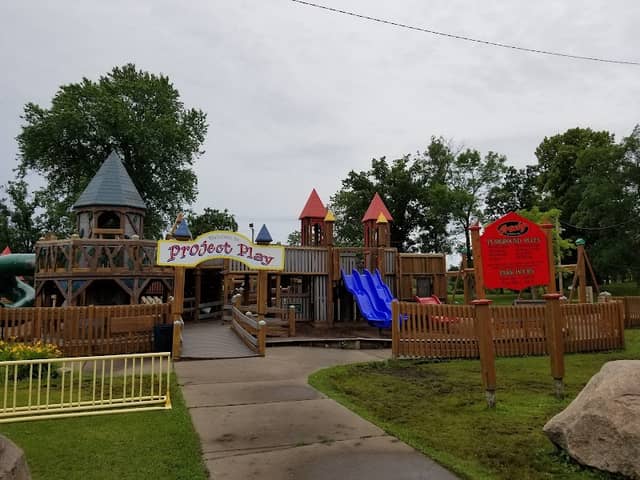 Crosby Memorial Park - Image 2