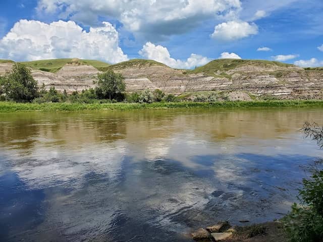 Riverside Park - Image 1