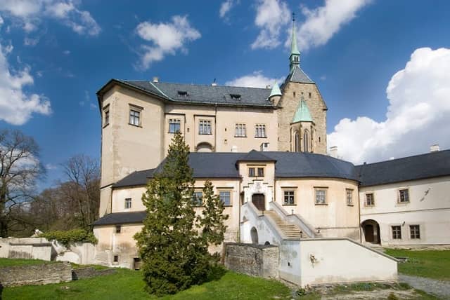 State Castle Šternberk - Image 1