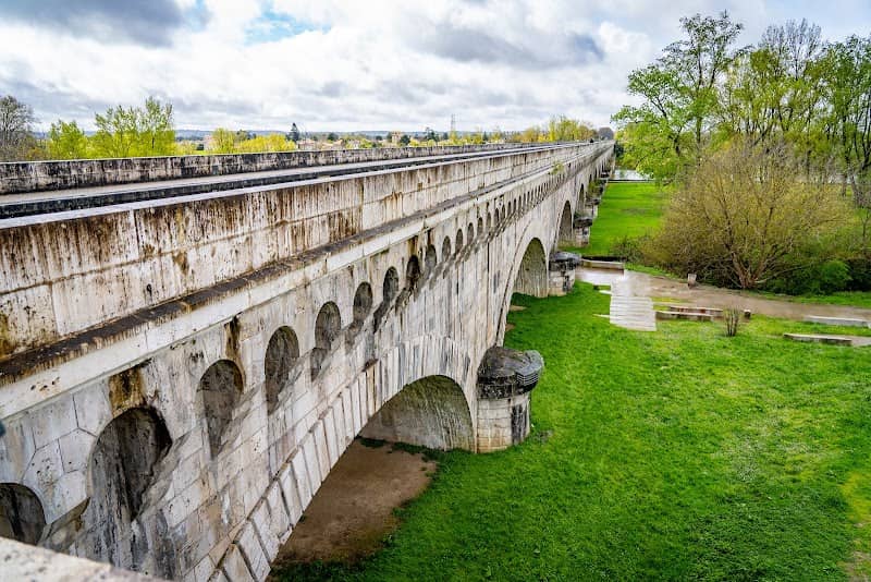 Agen aqueduct - Image 1