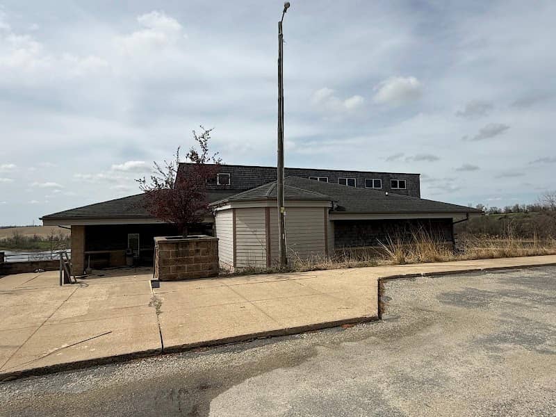 Tama County Conservation Board Office & Nature Center - Image 1